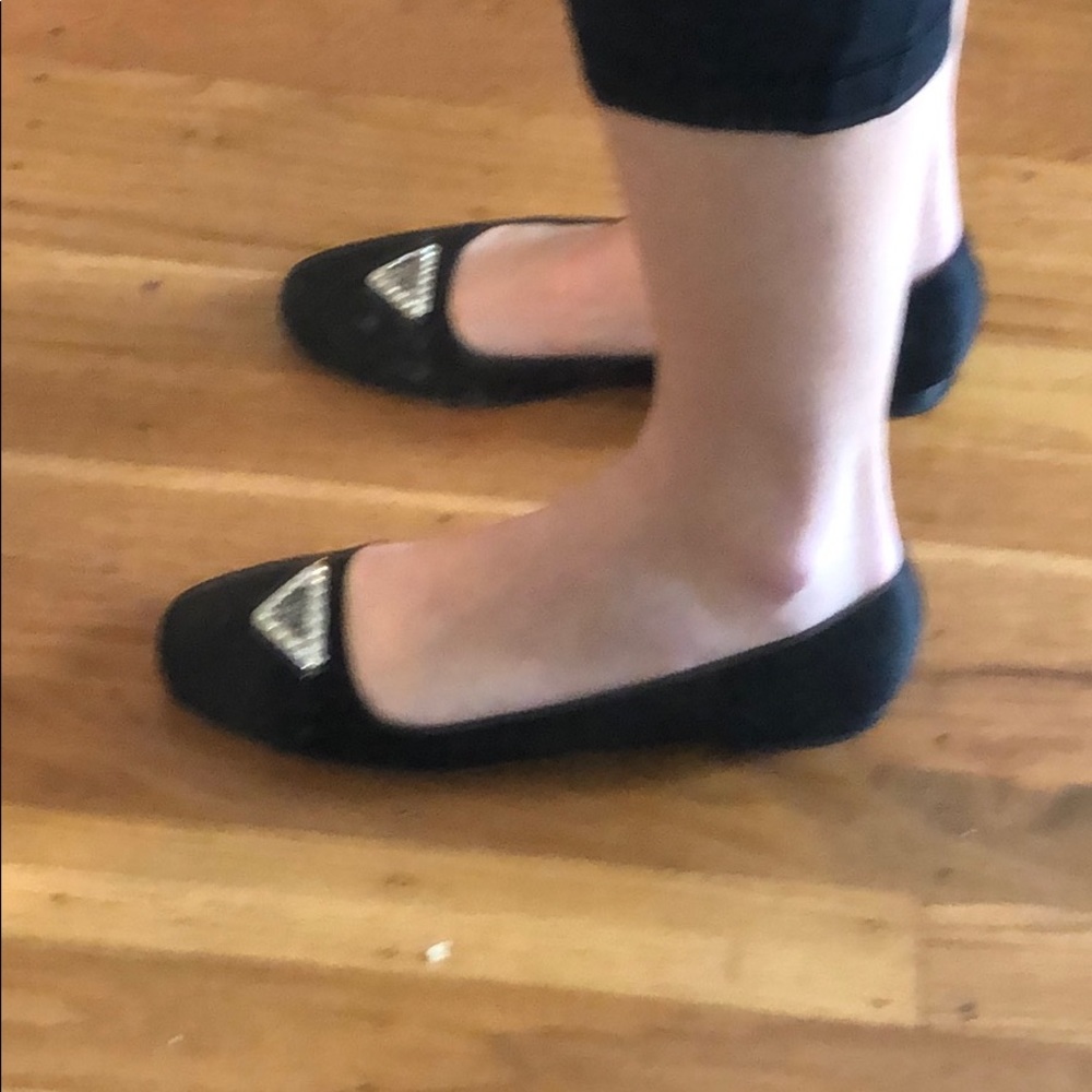 Prada Shoes! - Picture 7 of 8